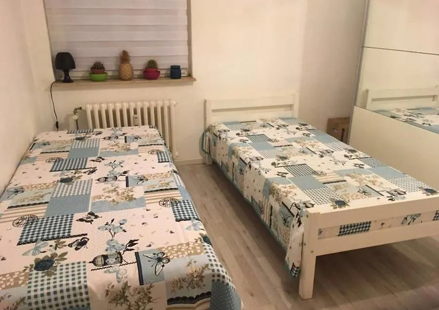 Excellentas Messe Apartment Frankfurt Room Agancy Frankfurt am Main Germany